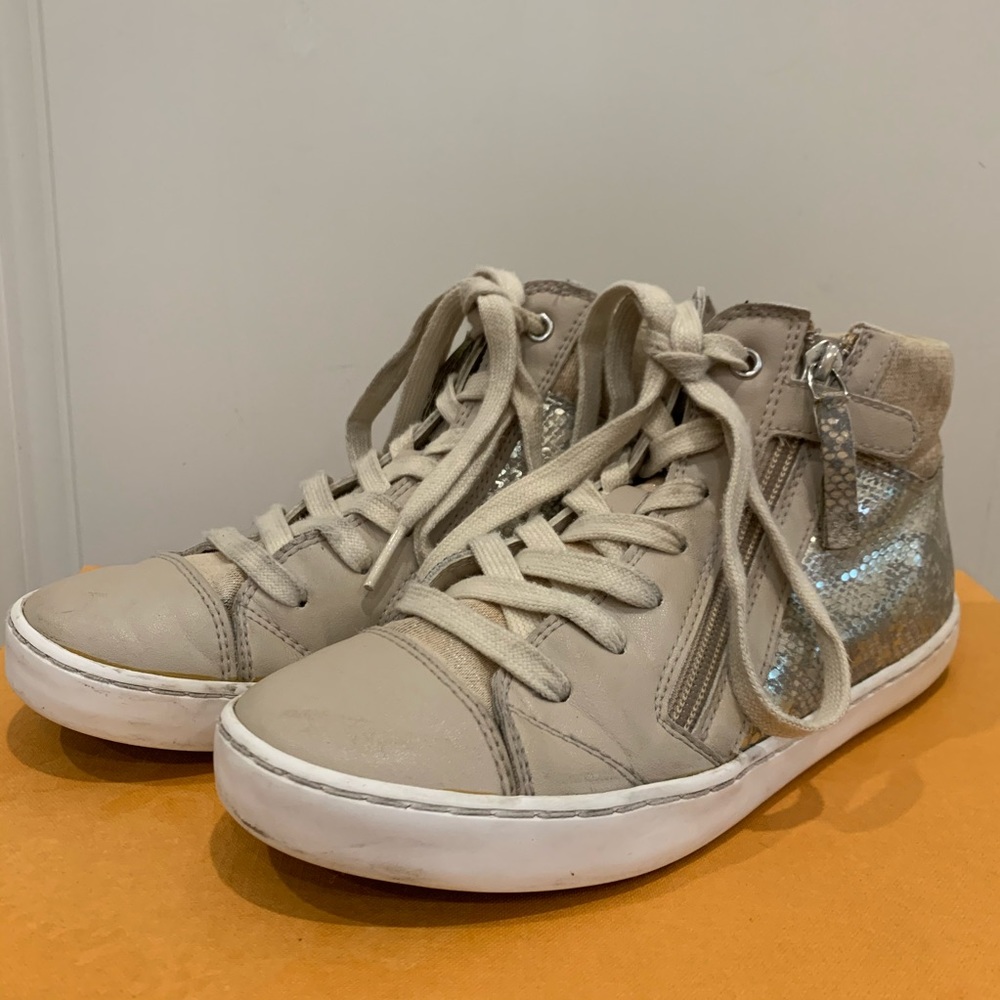 Geox girls high top sneakers US 4